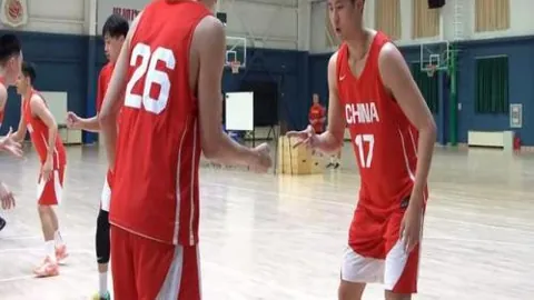 拜仁药厂逆袭波鸿，残阵拜仁追分压力加剧，距领先仅剩3分！