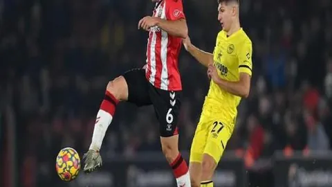 “两会聚焦：体育总局局长高志丹畅谈三大球发展新动向”